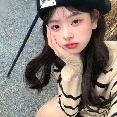 湖边散步